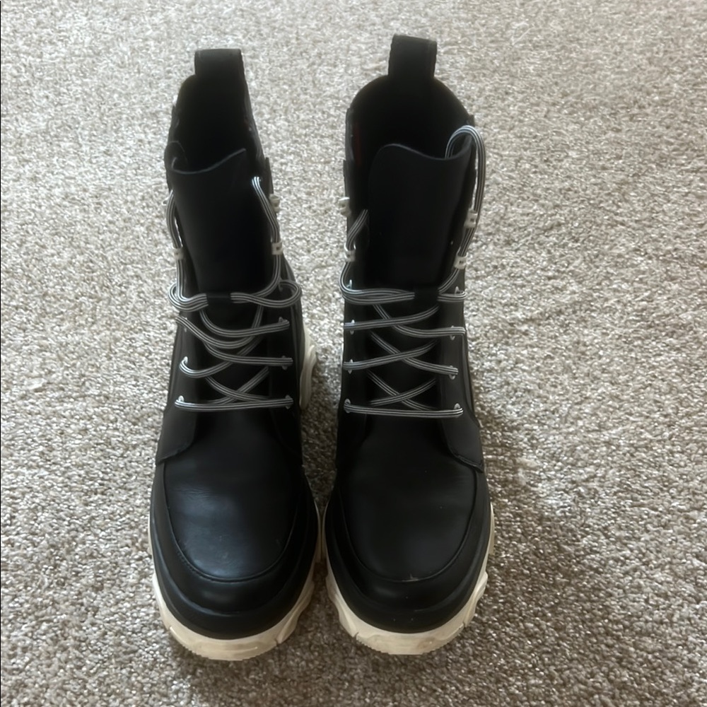 Sorel Black Brex boots. New without tags. Women’s size 8.5
